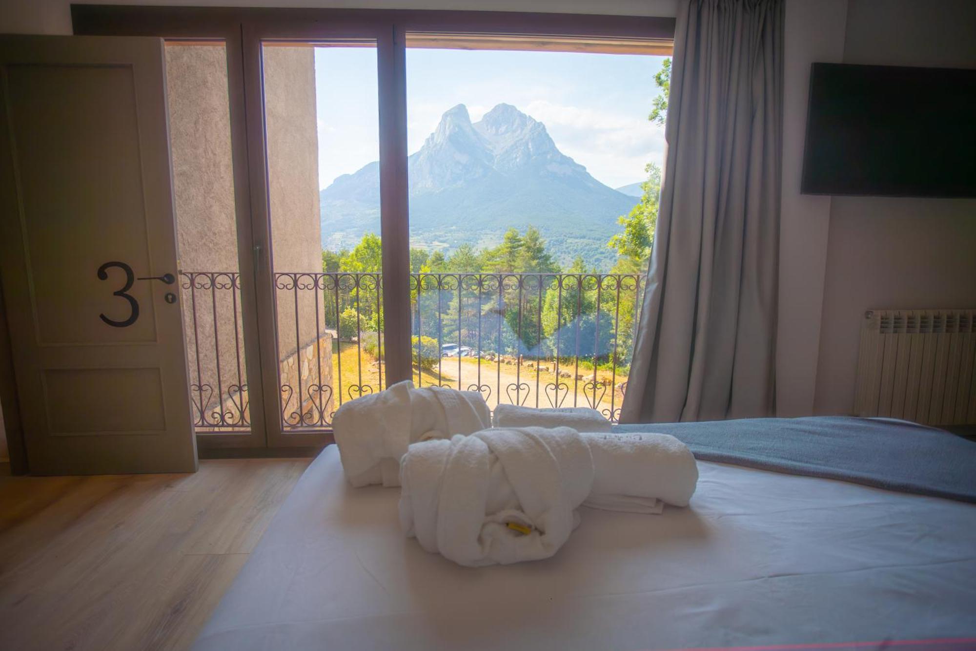 L'Indret Del Pedraforca Adults Only Hotel Saldés Eksteriør billede