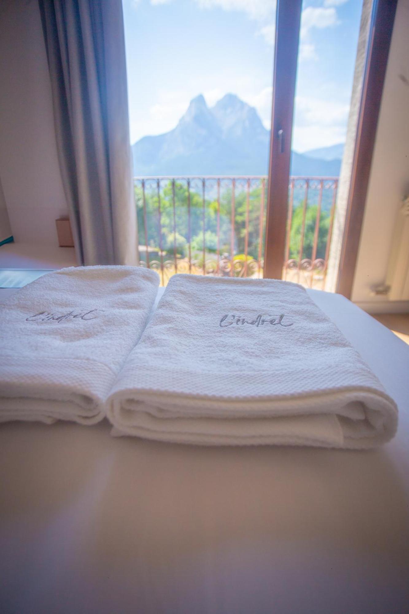 L'Indret Del Pedraforca Adults Only Hotel Saldés Eksteriør billede
